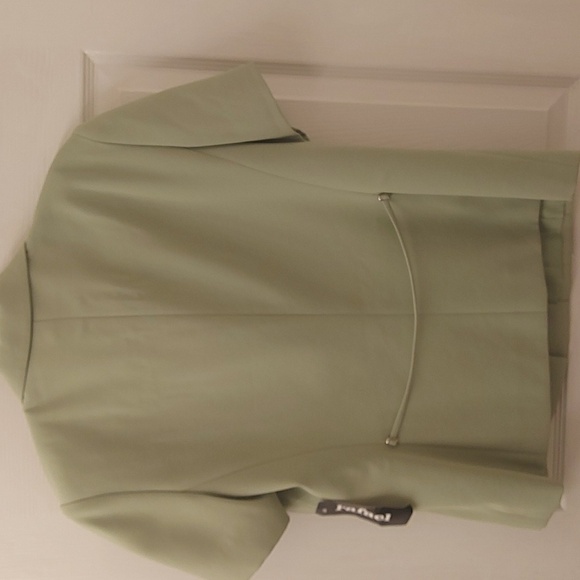 Full lined suit - Picture 5 of 6